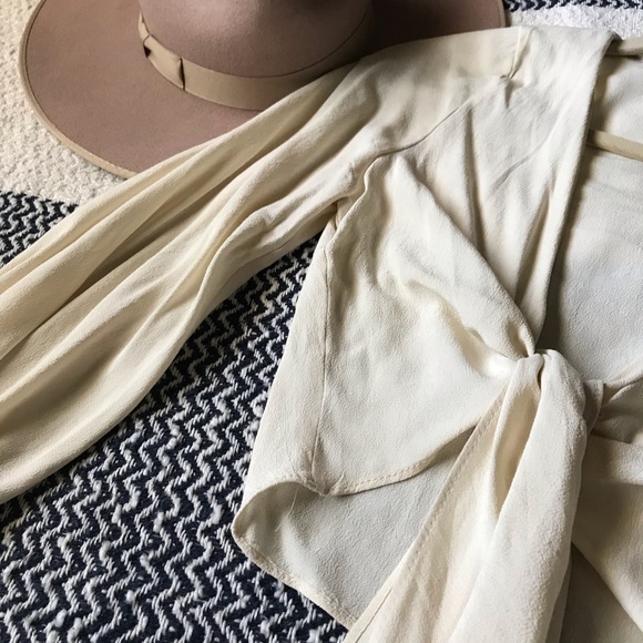 12th Tribe Valentina Cream Wrap Top - Picture 5 of 6